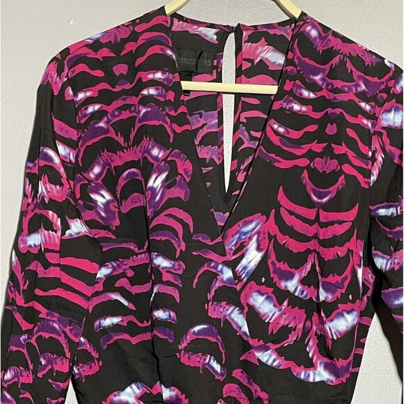 Kardashian Blouse Women Size XS Vneck Peplum Colorful Ruffle Pleat Funky Party - Picture 3 of 12